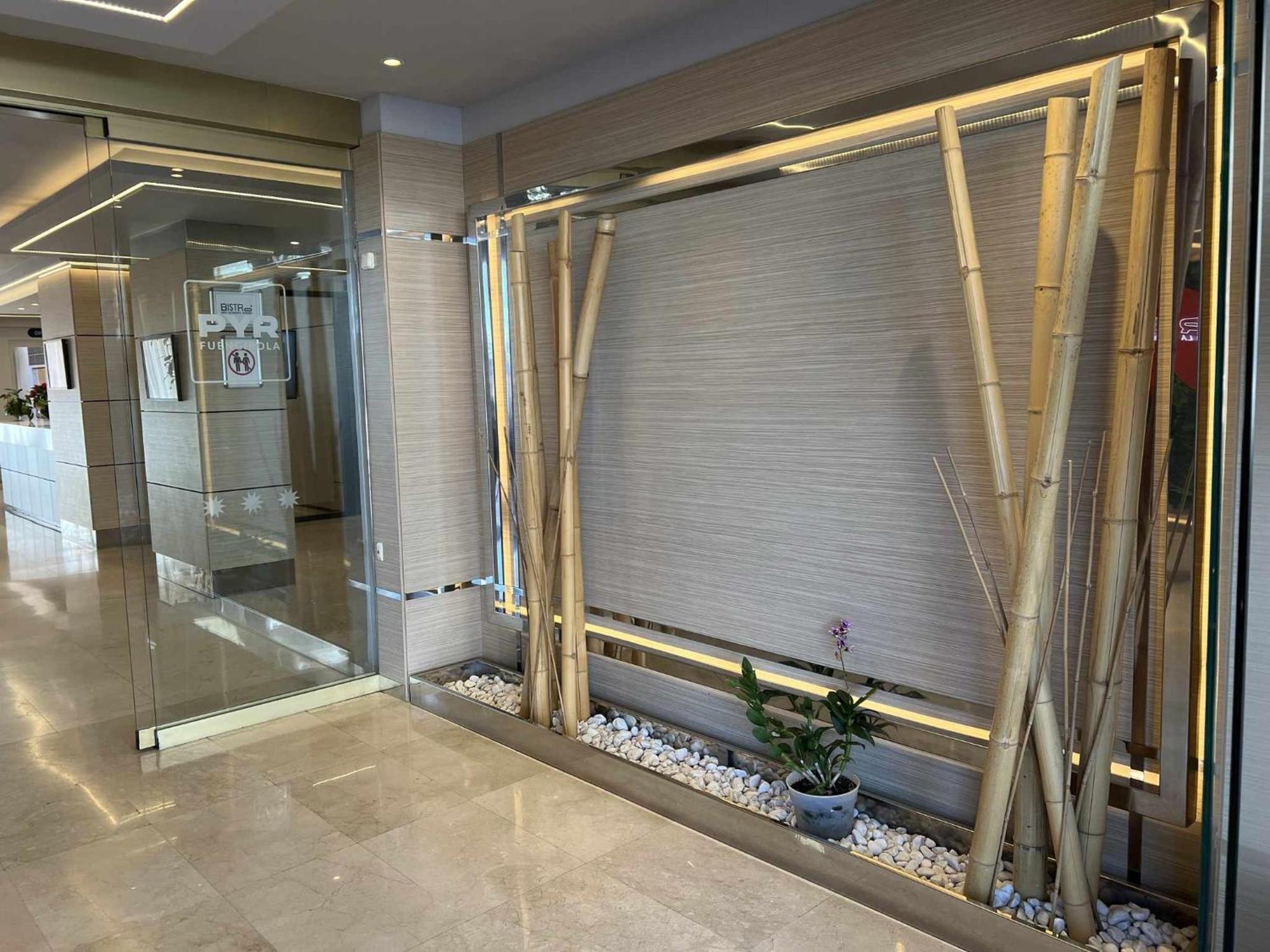 Estudio Pyr Privado Frente Al Puerto De Fuengirola Exterior foto